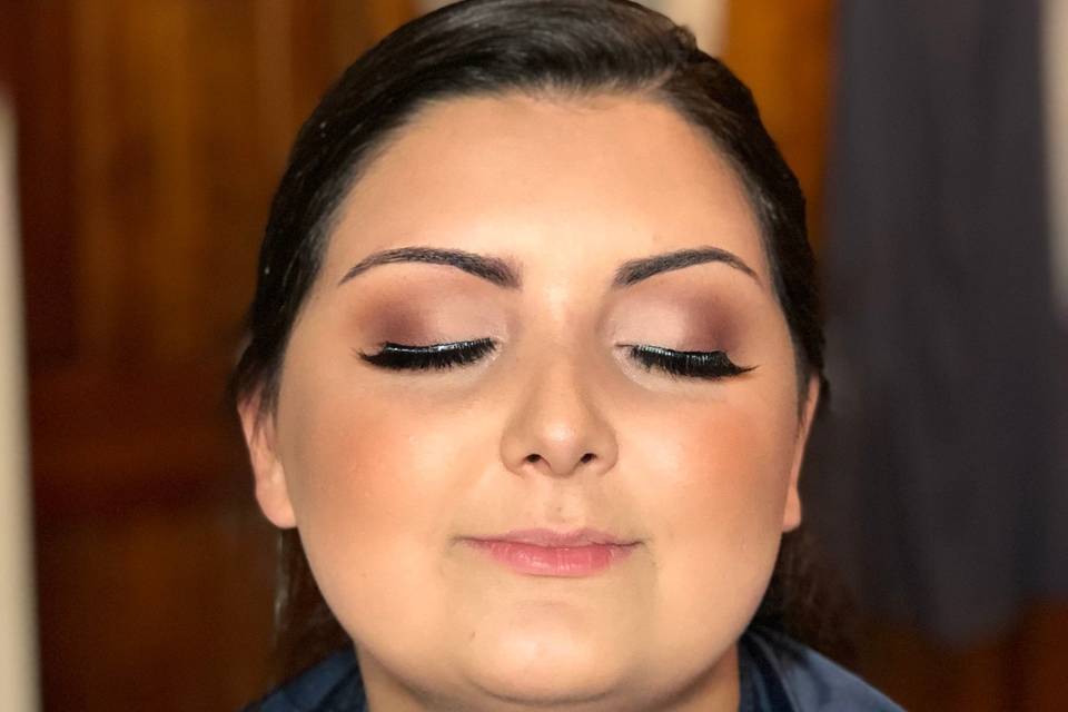 Bridesmaid makeup