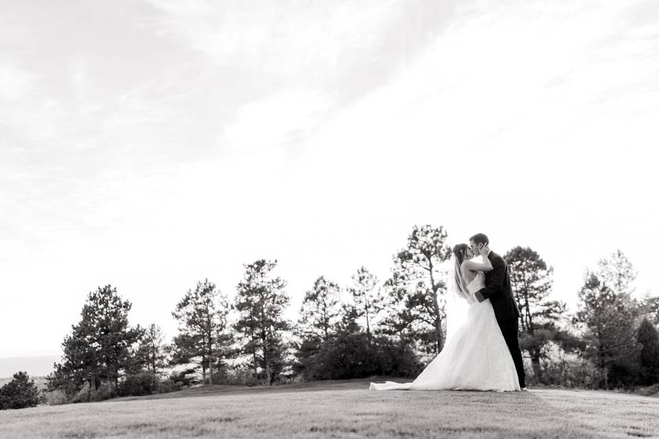 Couple on Horizon