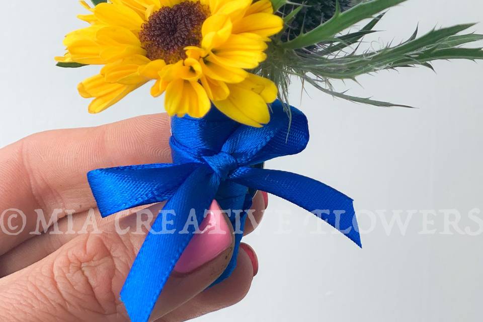 Happy Day BOUTONNIERE
