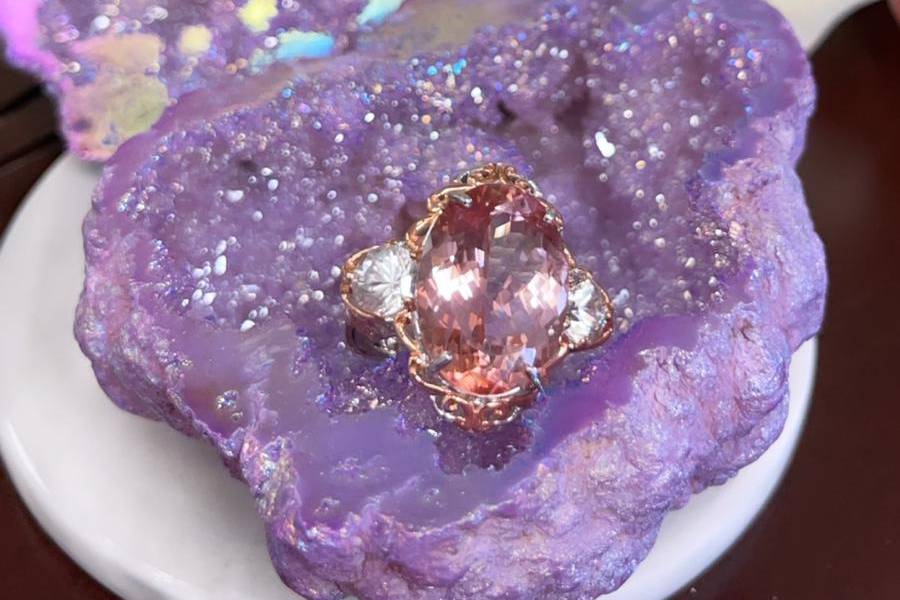 Lilac Geode ring box