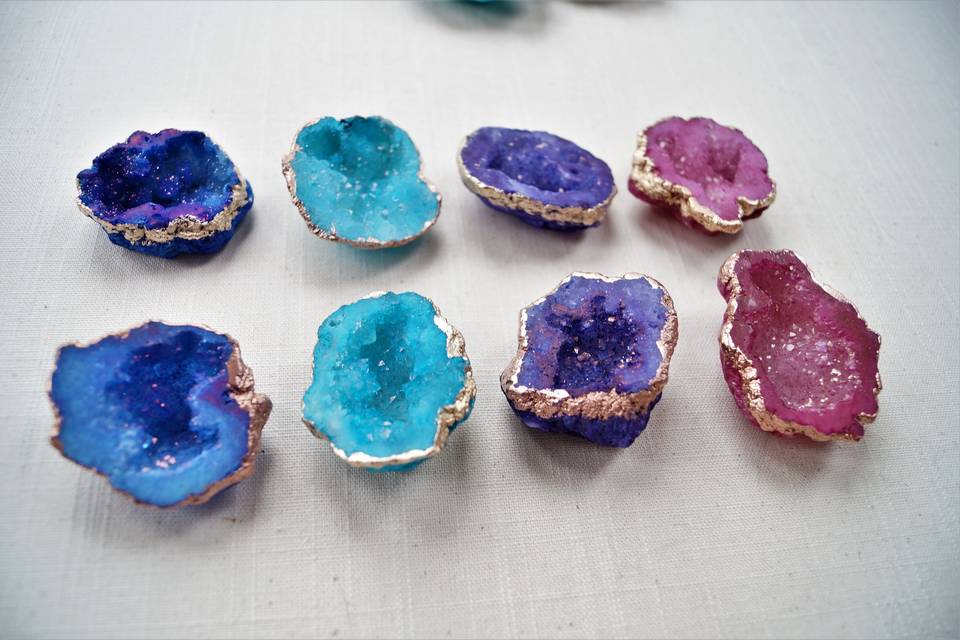 Geode party favours