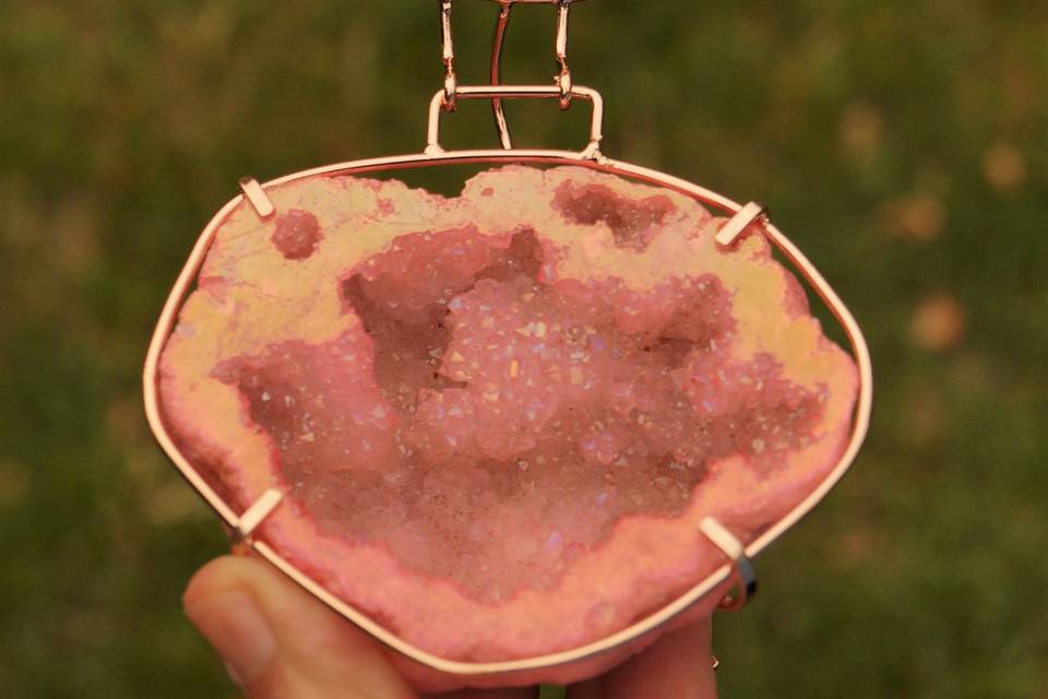 Peach geode ring display