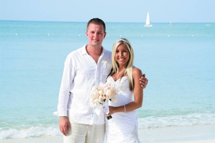 Paradise Honeymoons & Destination Weddings