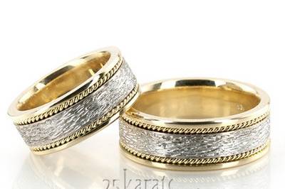 This 8mm Two-Tone Handmade wedding ring set has a lovely center design, complete with braids and rounded edges. Center of the band is rough finished. Small braids and edges are high polished.