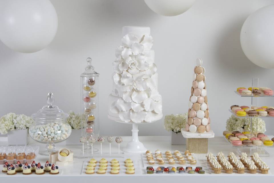 Cake table