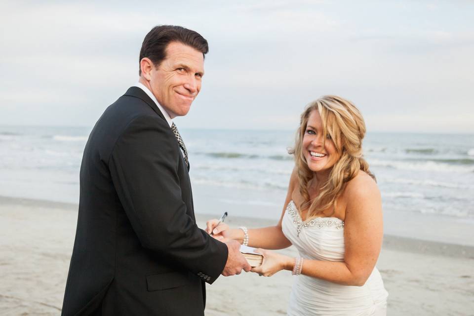 A Charleston Beach Wedding