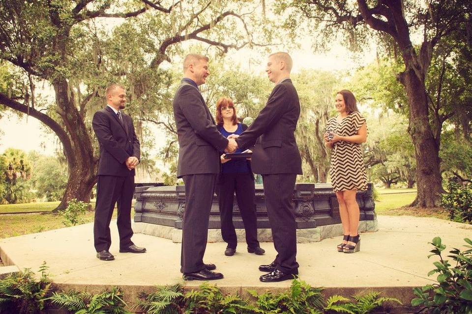 Officiant Donna- San Diego, CA