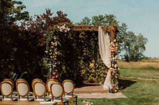 Sandstone Vineyards weddings and events