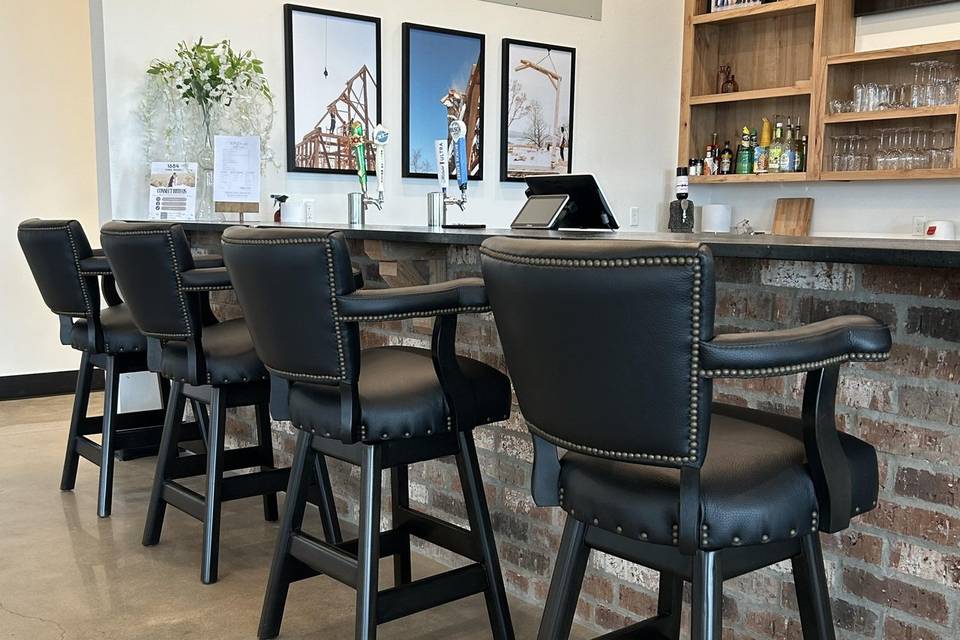The Journeymen - In-House Bar