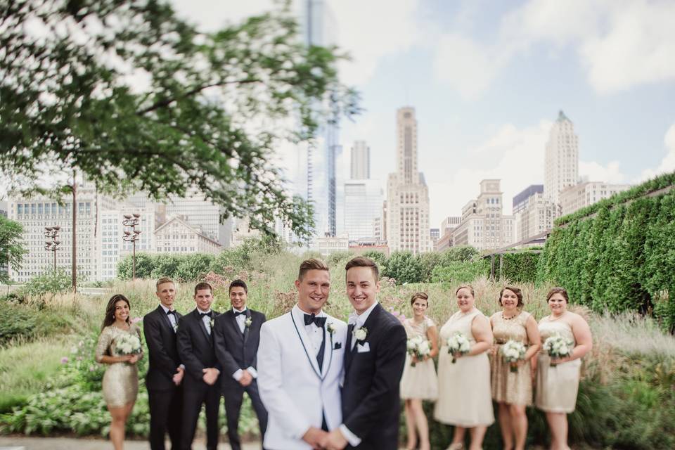 The newlyweds and the wedding attendants