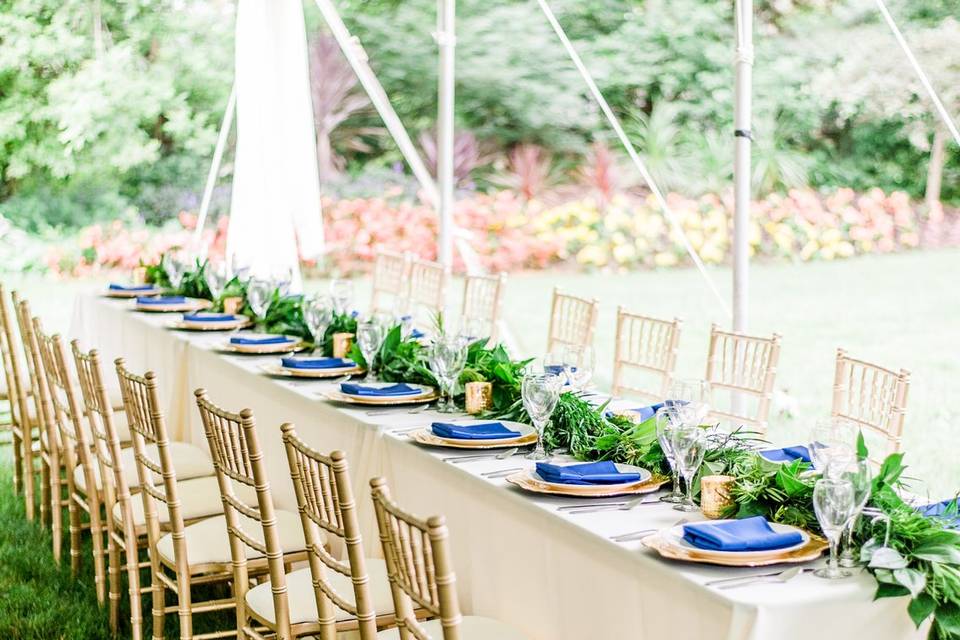 Long table garland