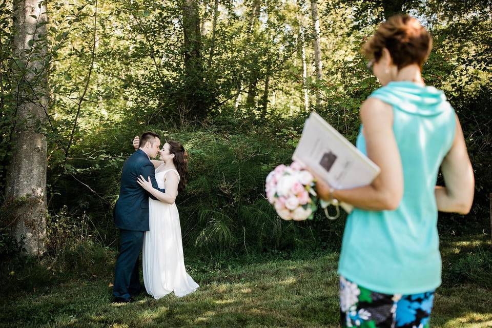 Annemarie Juhlian, Seattle Wedding Officiant & Minister