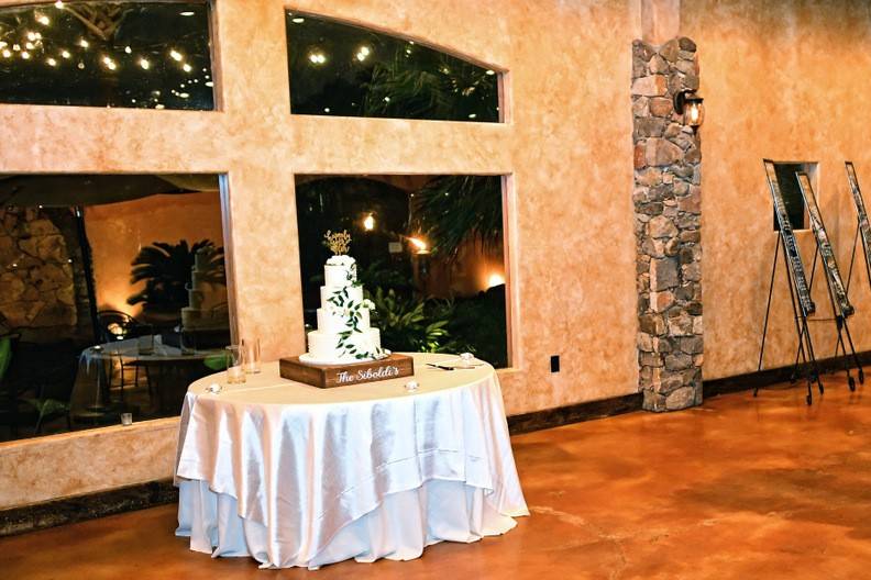 Cake table at Agave Estates