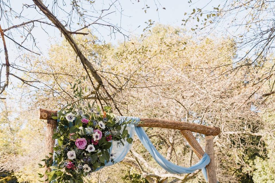 Ceremony Arch Installation