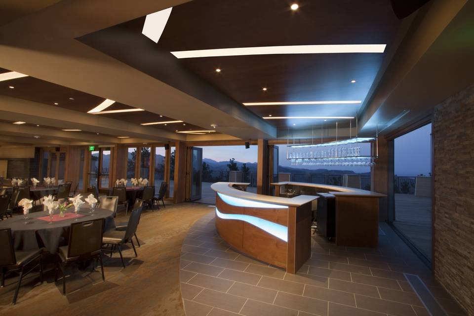 Canyon Room Bar