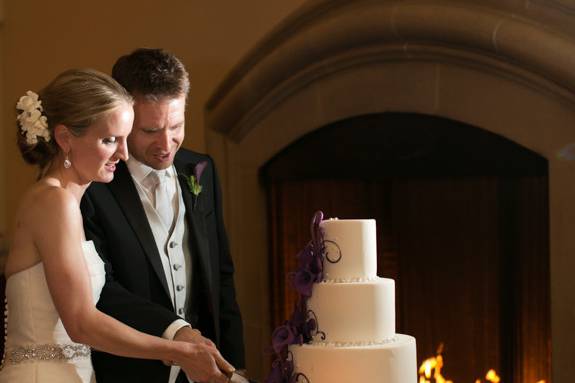 Cutting the cake in the Ventana Room