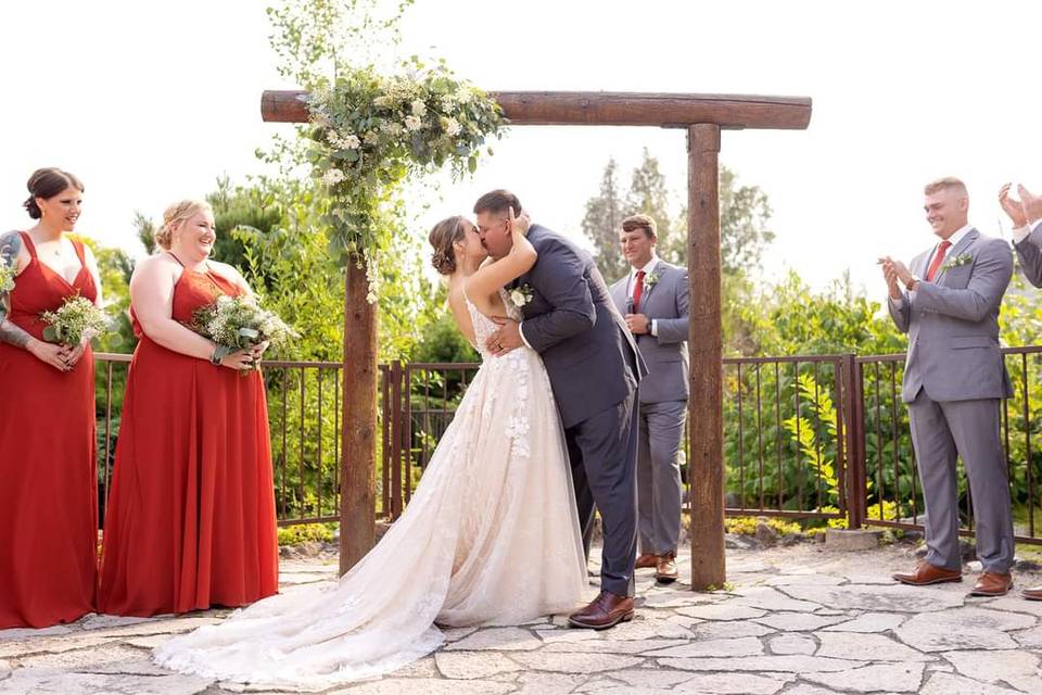 Ceremony arch design