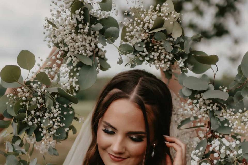 Natural bronze bridal bouquet