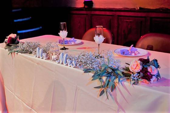 Sweetheart table