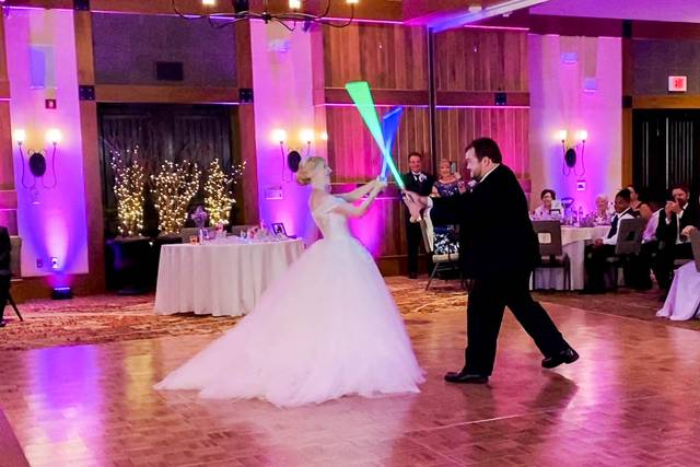 Light saber dance battle