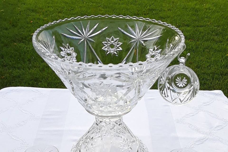 Brilliant glass punch bowls make a show stopper at every event. Visit our website to see more beverage serving options today!