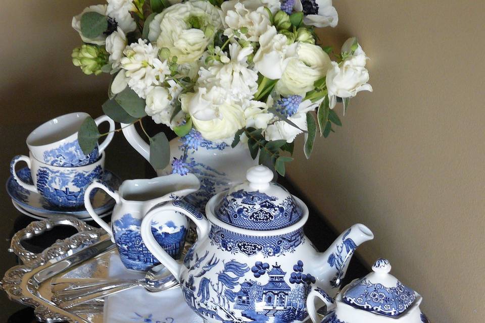 Teacup & Saucer Sets - Royal Table Settings – Royal Table Settings