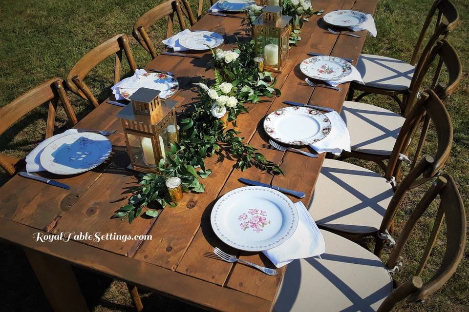 royal banquet table setting