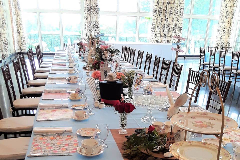 Royal Table Settings