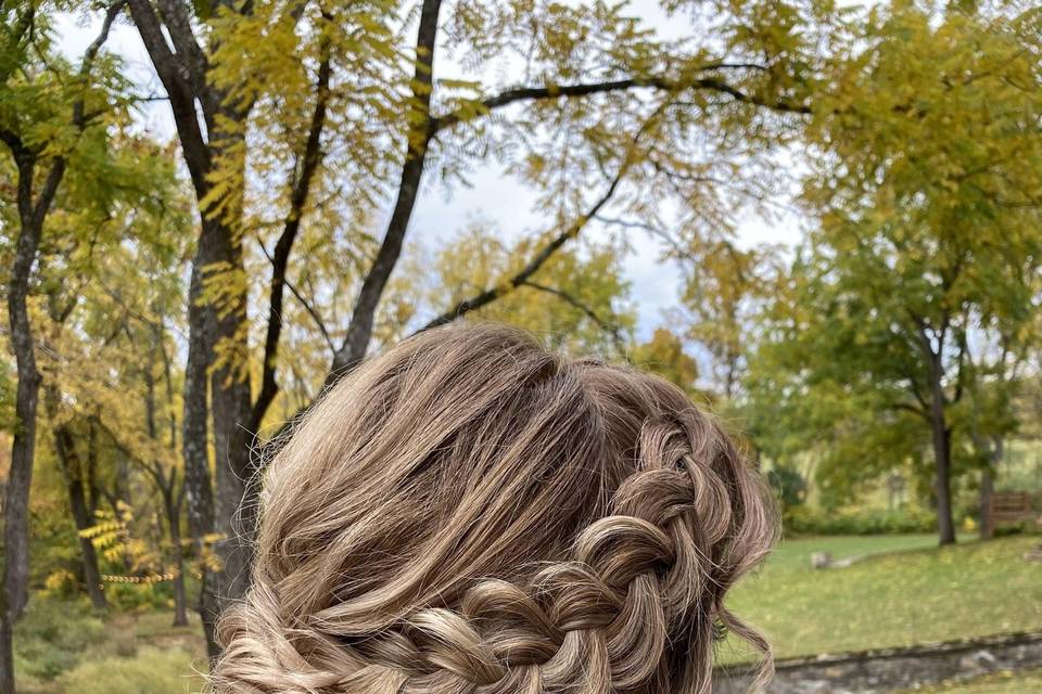 BOHO UPDO WITH ACCENT BRAID