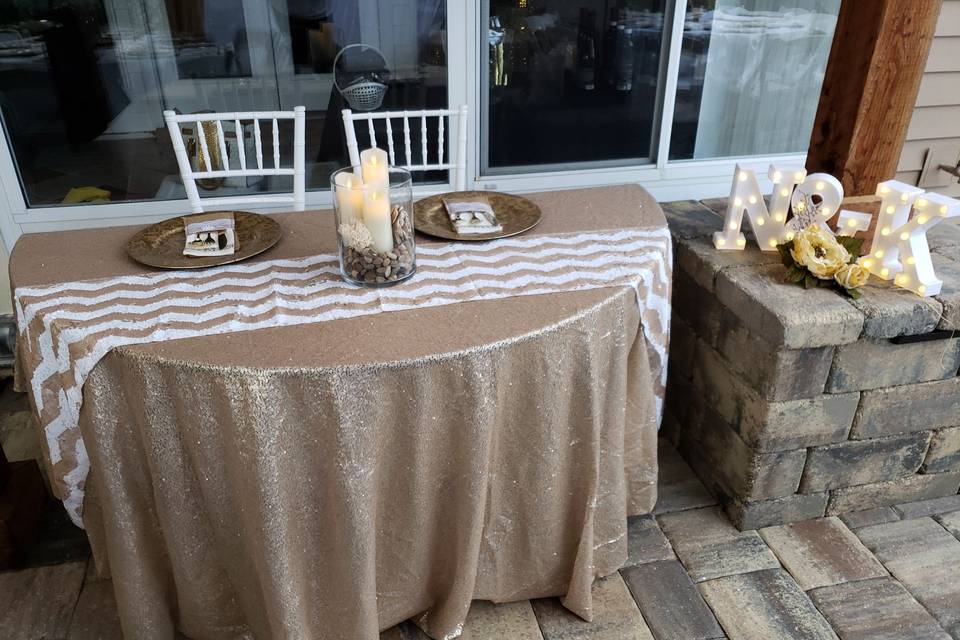 Newlyweds table