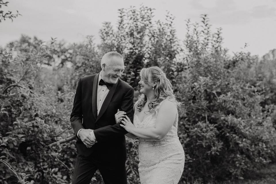 New Hampshire Elopement Guide - Sarah Weston Photography