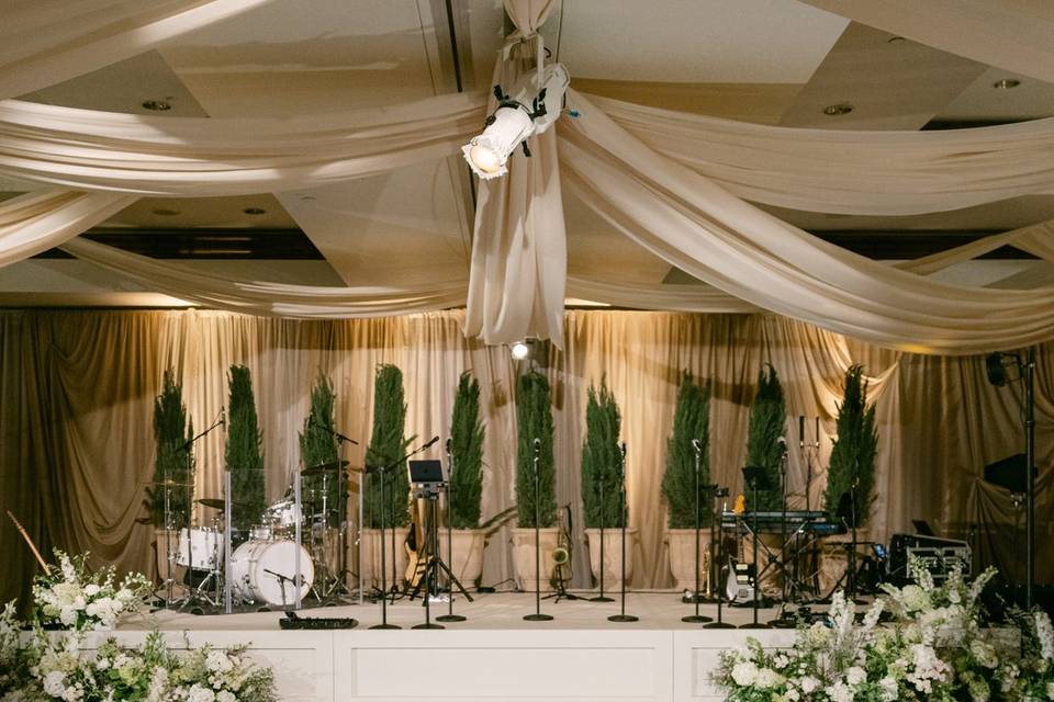 Dance floor of our dreams!