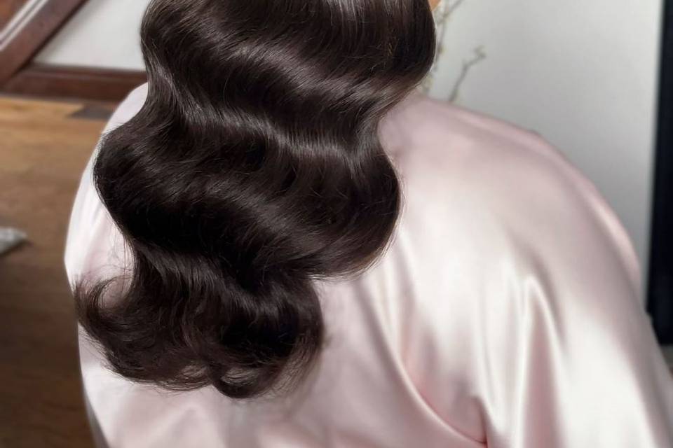 Glam waves