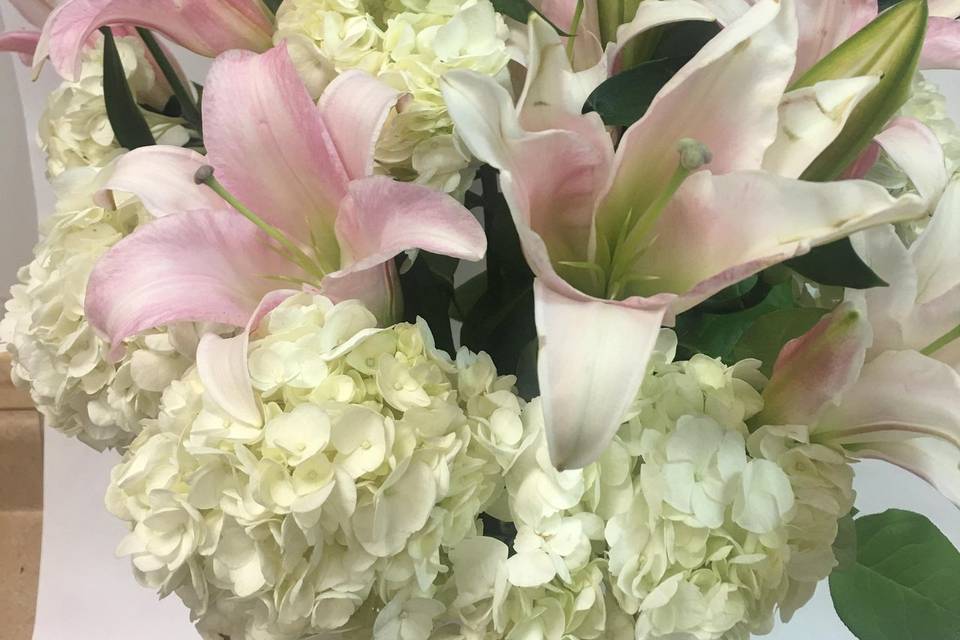 Pink lilies and hydrangea