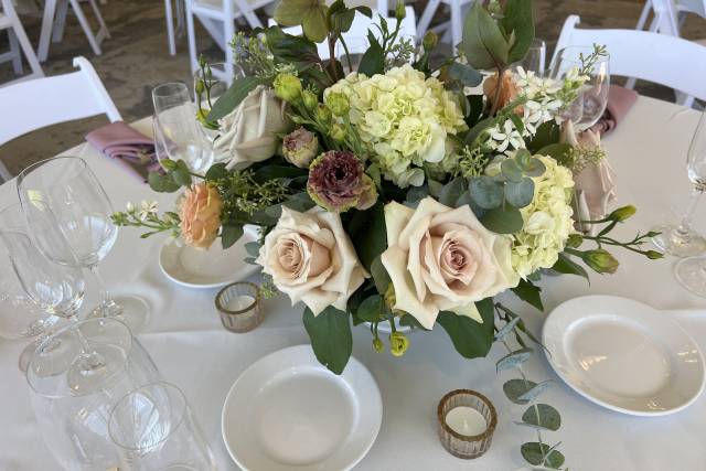 D'Lily's Flowers