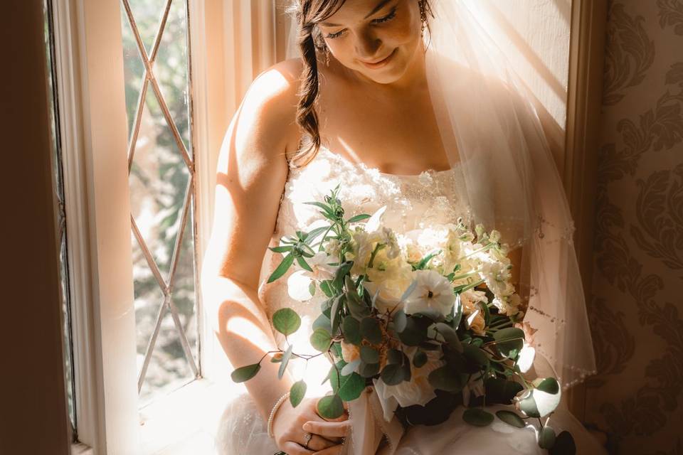Gold & Elm Wedding Photo