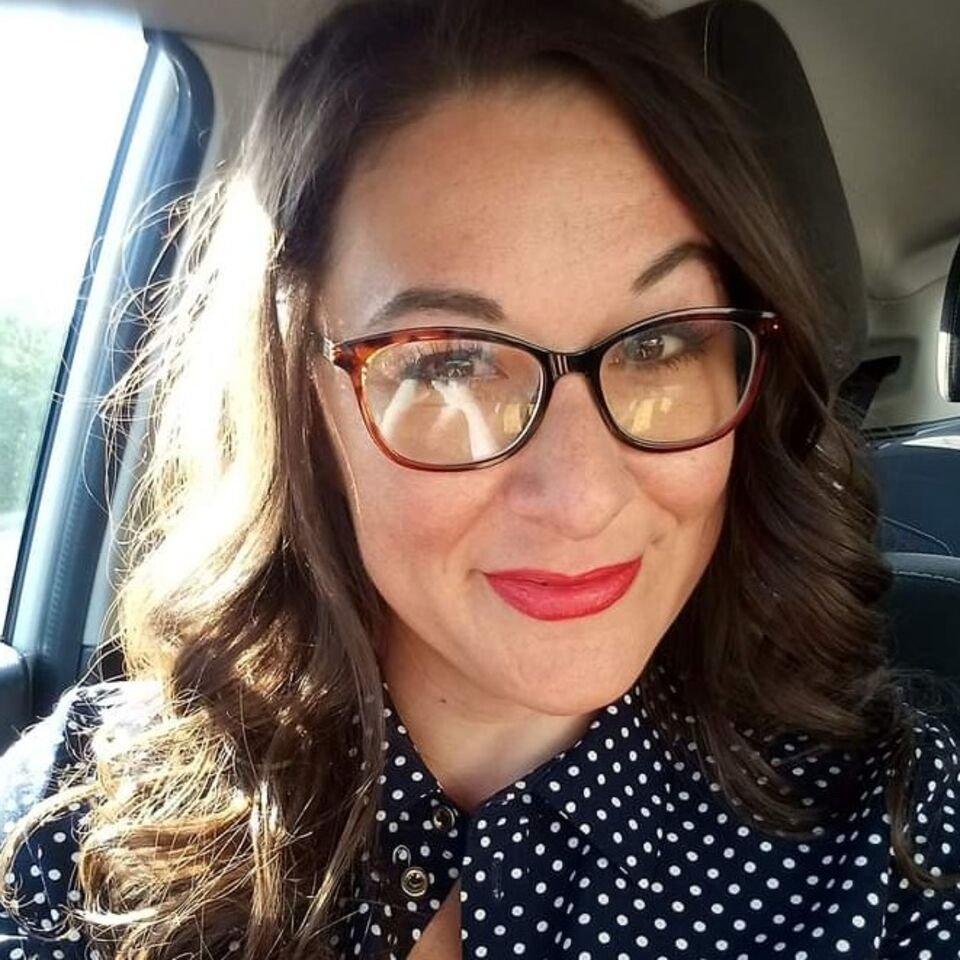 Nicole Lesser