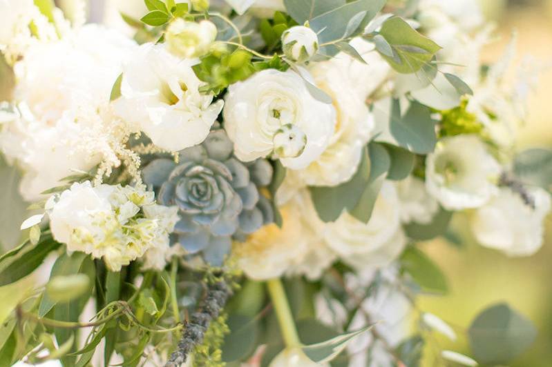 White bouquet