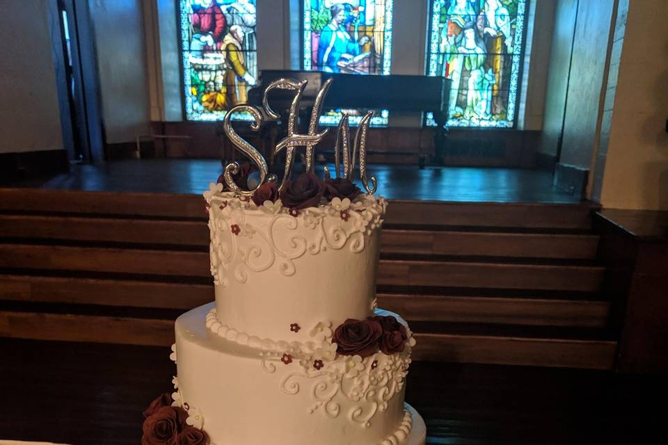 4 tier Elegant Fondant flowers