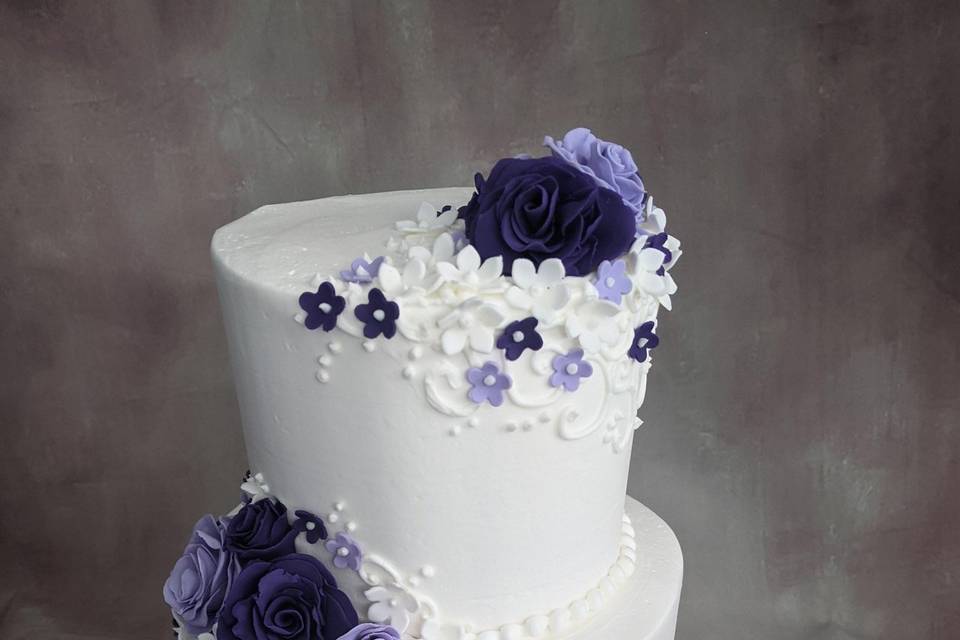 2 tier Elegant Fondant Flowers