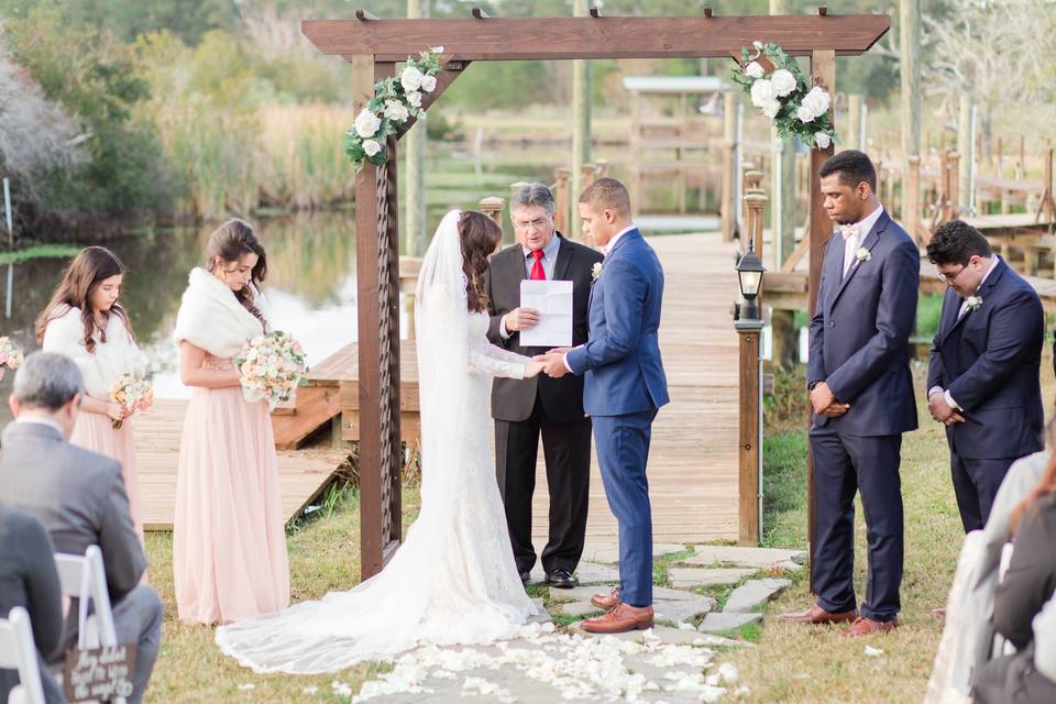 Exchanging vows - Ashley Kristen Photography