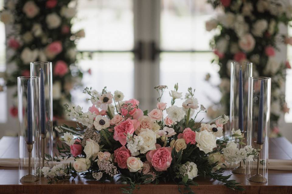 Sweetheart table