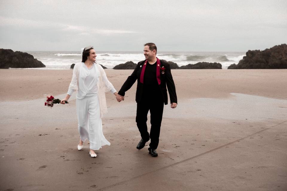 Oregon Beach ceremony