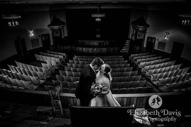 Couple at the stage