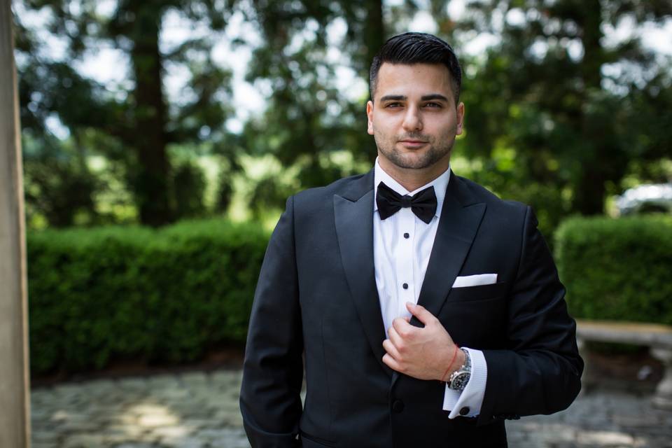 Groom waiting to see bride