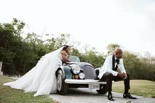 Tropical Chic Weddings & Events