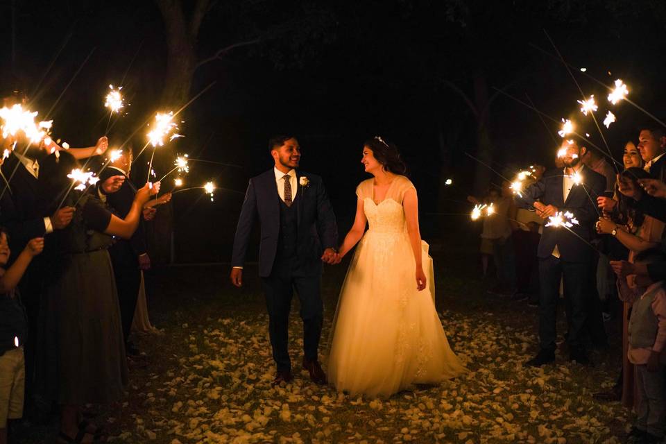 WEDDINGS BY CONEXUS