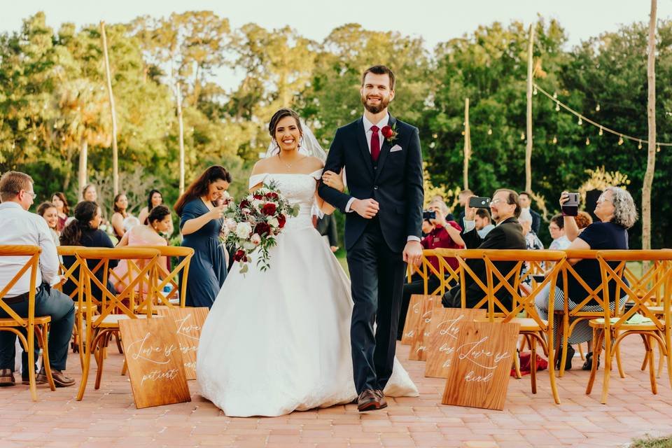 WEDDINGS BY CONEXUS