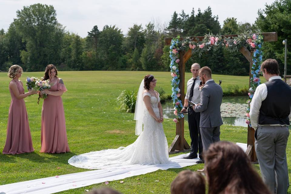 Bridesmaids laughing