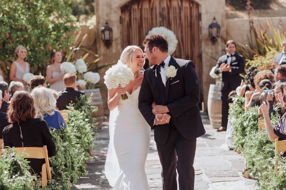 Couple by the fountain